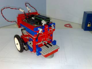 :cursos:introrobotica:2007-2:grupo6:Tp1_01.jpg