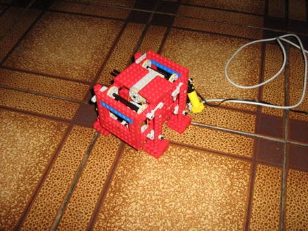 :cursos:introrobotica:2008-2:grupo10:IMG_0273.JPG :cursos:introrobotica:2008-2:grupo10:IMG_0273.JPG