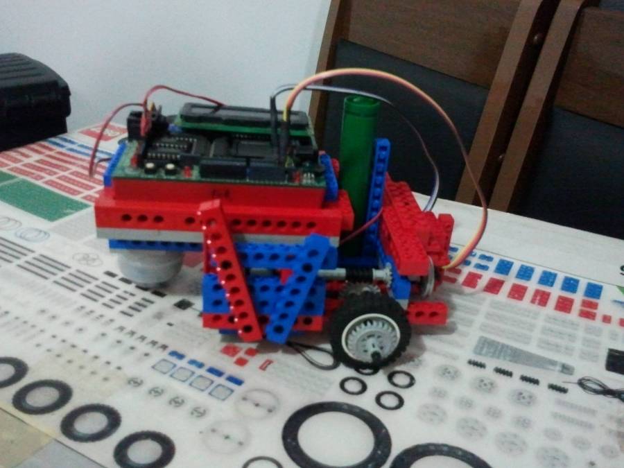 robot02.jpg